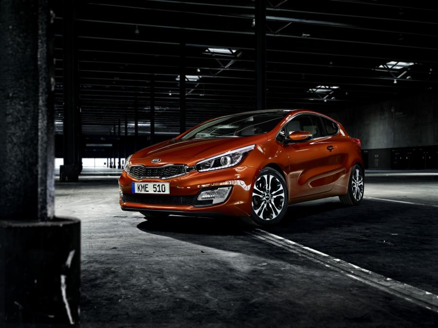  Kia pro_cee&rsquo;d 2013 года  (фото 4 из 51)